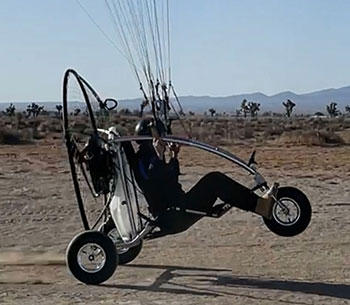 https://www.trikebuggy.com/bullet/images/defiant_takeoff_350x.jpg